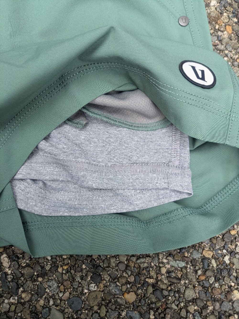 Vuori Green Kore Short Lined 7" - Picture 3 of 6